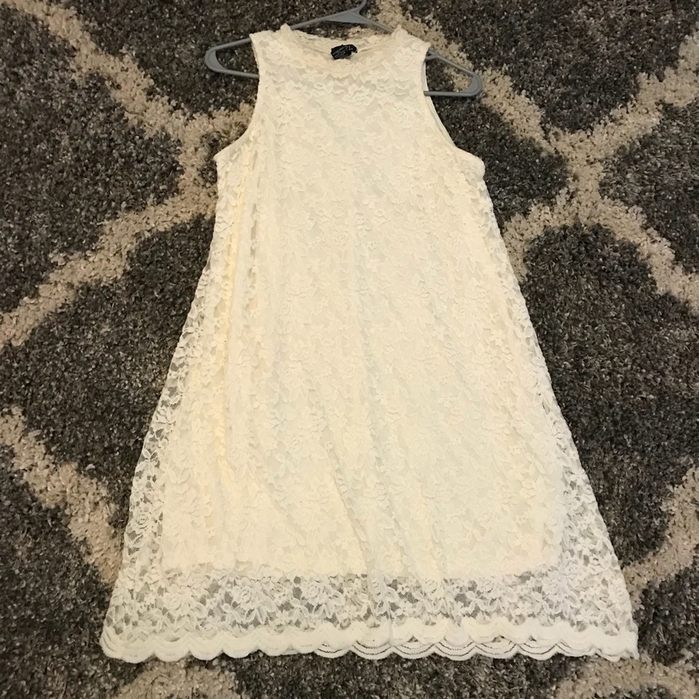 White lace dress